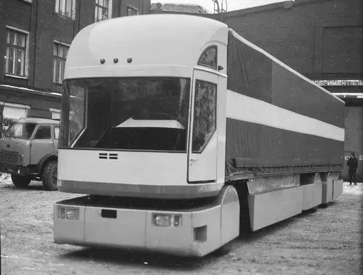 МАЗ-2000 | Фото 12 Кадры истории 12