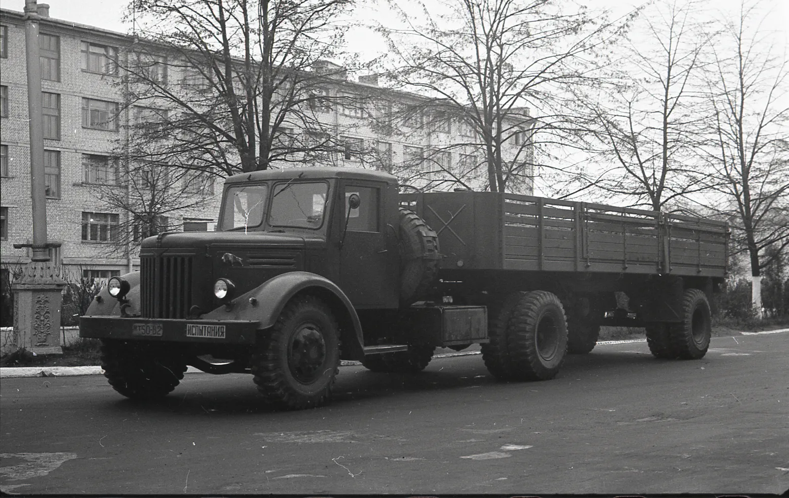 МАЗ-200М